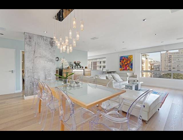 2 BEDROOM PROPERTY TO RENT IN SEA POINT